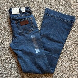 Women Wrangler Retro Jeans New with Tags 25x34